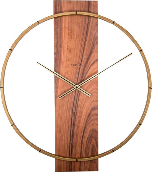 A centre stripe of wood and gold coloured detailing give a modern and minimalist, industrial look