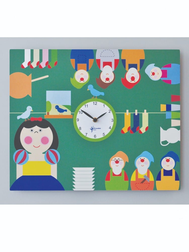 Clock showing snow white and the seven dwarves green background