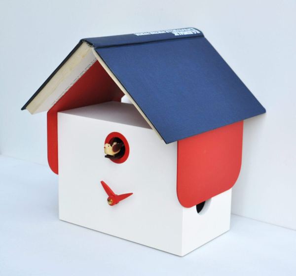 A perfect bookrest in the form a cuckoo clock
