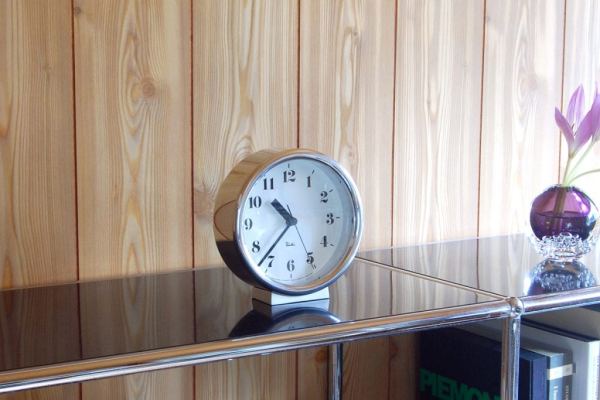 Riki Aluminium set on a shelf to give idea of size