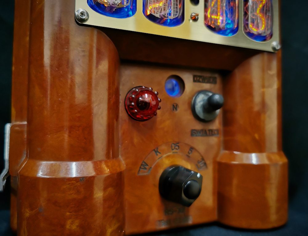 closeup of the geiger mini clock showing control panel
